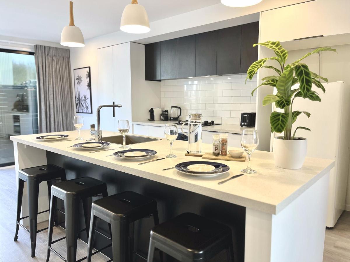 Modern & Central City - By Kosh Bnb Hamilton Exterior foto